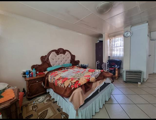 3 BEDROOM APARTMENT BLOCK FOR SALE IN SONLAND PARK